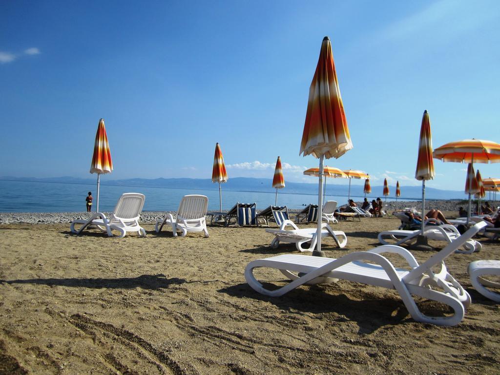 Residence Torre Saracena Вилапиана Екстериор снимка